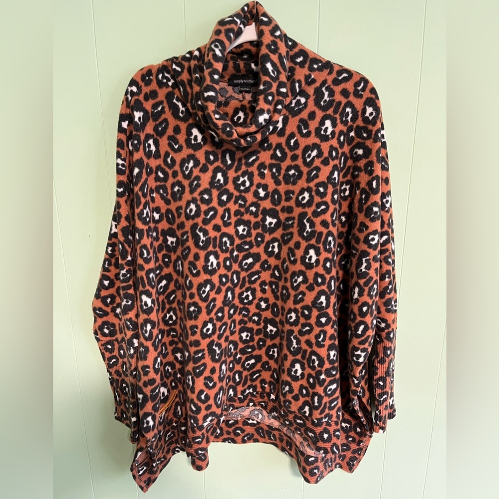 SIMPLY SOUTHERN Animal Cheetah Leopard Print Poncho Cape Shawl Sweater -…